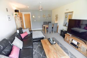 Lounge/Diner- click for photo gallery